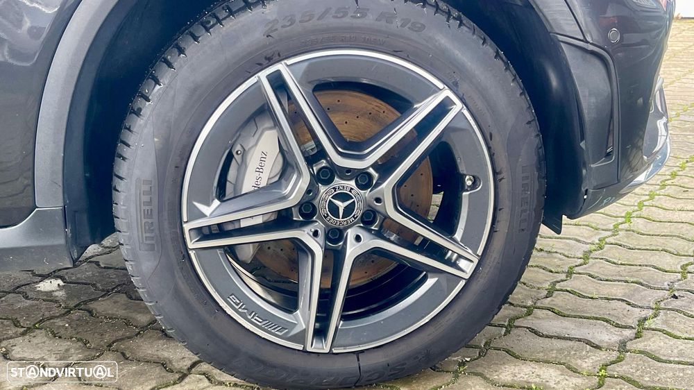 Mercedes-Benz GLC 300 - 23