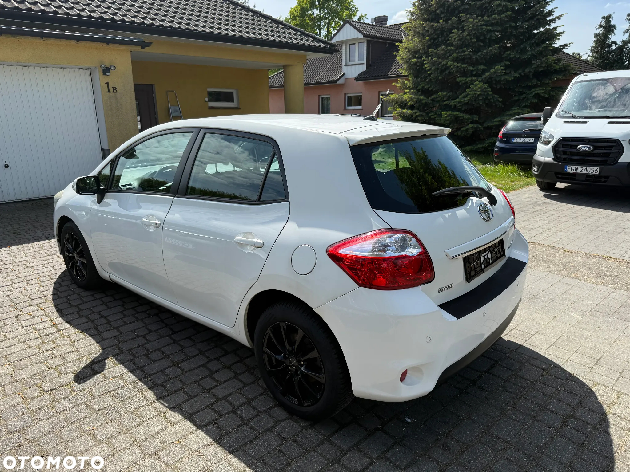 Toyota Auris 2.0 D-4D Executive - 9