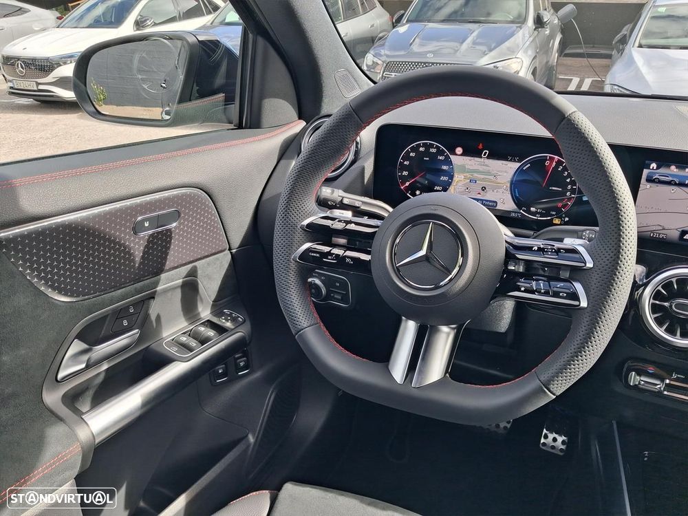 Mercedes-Benz GLA 250 e AMG Line - 16