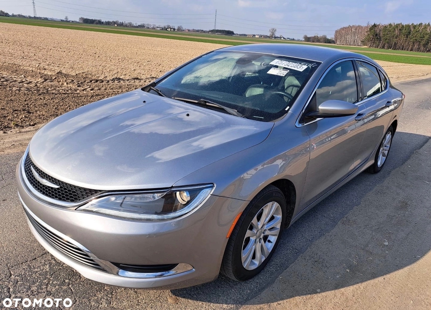 Chrysler 200 - 2