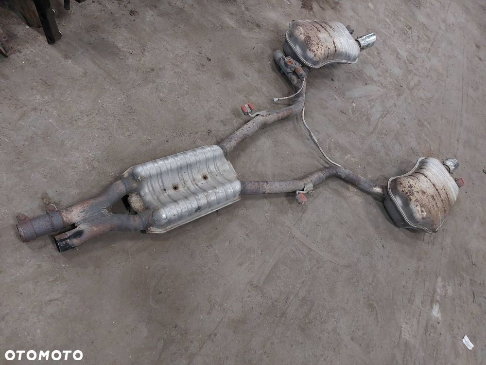 TŁUMIK WYDECH KOŃCOWY + ŚRODKOWY PRZEPUSTNICA AUDI A8 D3 4.2 V8 4E0253612L - 1