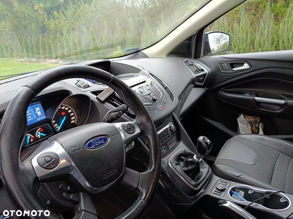 Ford Kuga 2.0 TDCi 2x4 Trend - 4