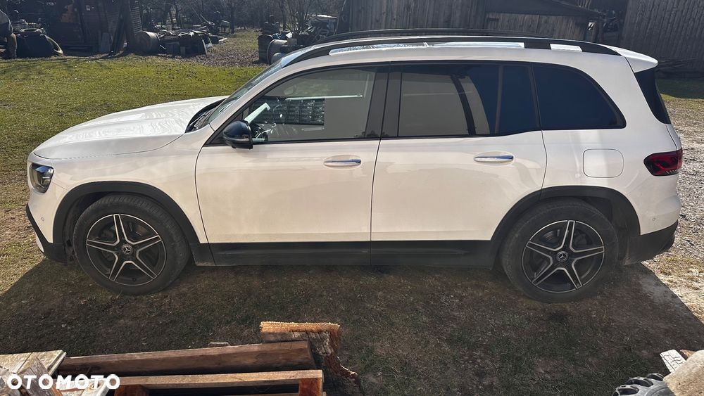 Mercedes-Benz GLB 250 4-Matic 8G-DCT - 8