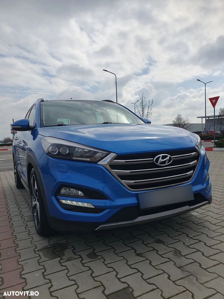 Hyundai Tucson 2.0 CRDI 4WD Automatik Style - 3