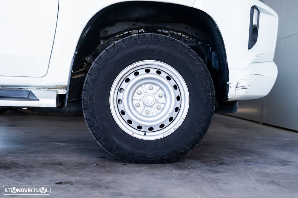 Mitsubishi L 200 2.3 Di-D Club Invicte 4X4 - 10