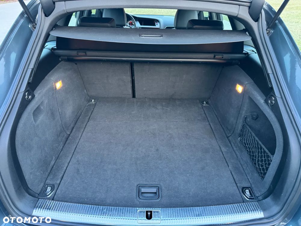 Audi A4 Avant 2.0 TDI - 20