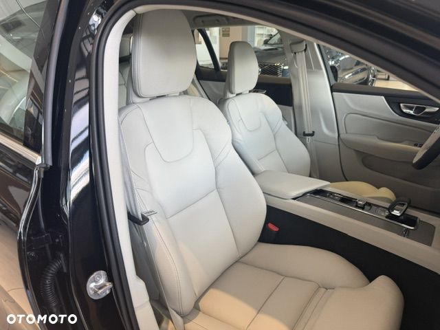 Volvo V60 B4 B Plus Bright - 30