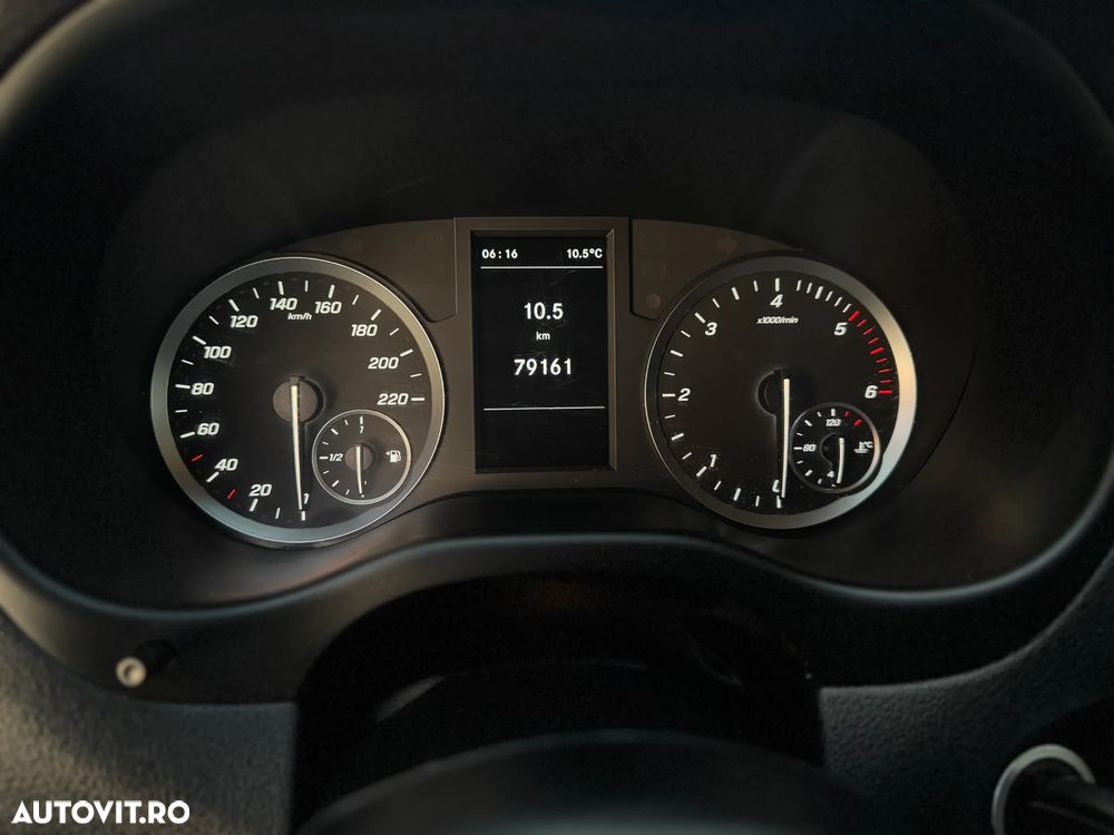 Mercedes-Benz Vito - 17