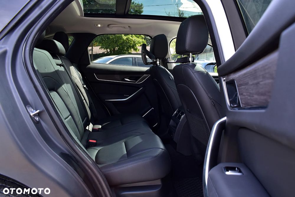 Jaguar F-Pace P250 AWD - 9