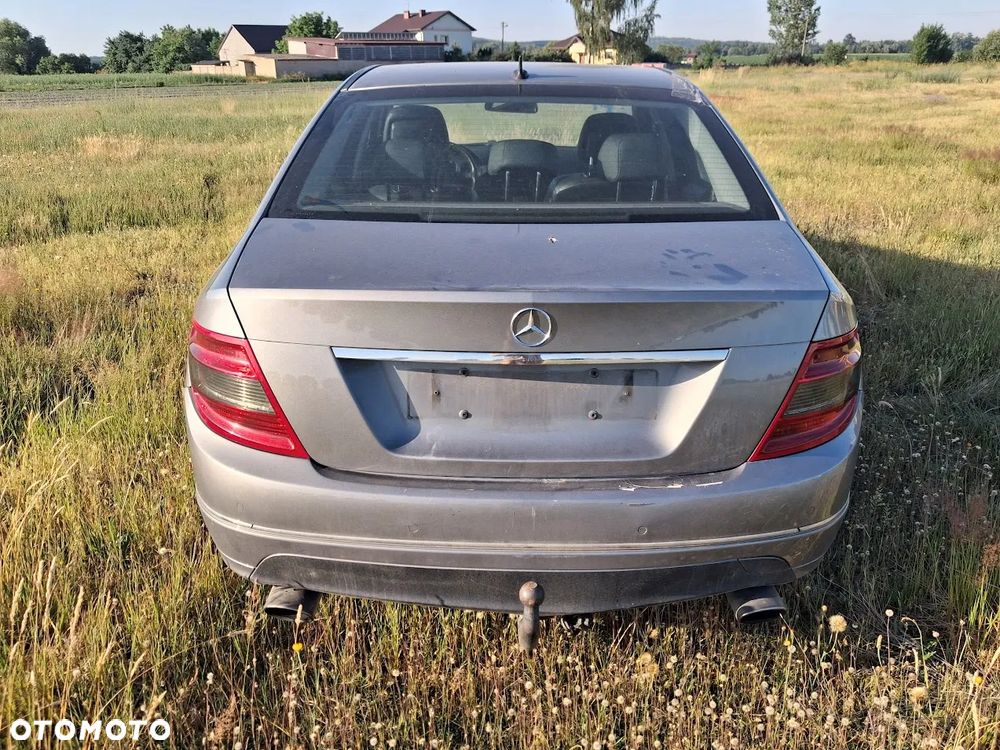 Mercedes-Benz Klasa C 350 CDI DPF 7G-TRONIC BlueEFFICIENCY Elegance - 9