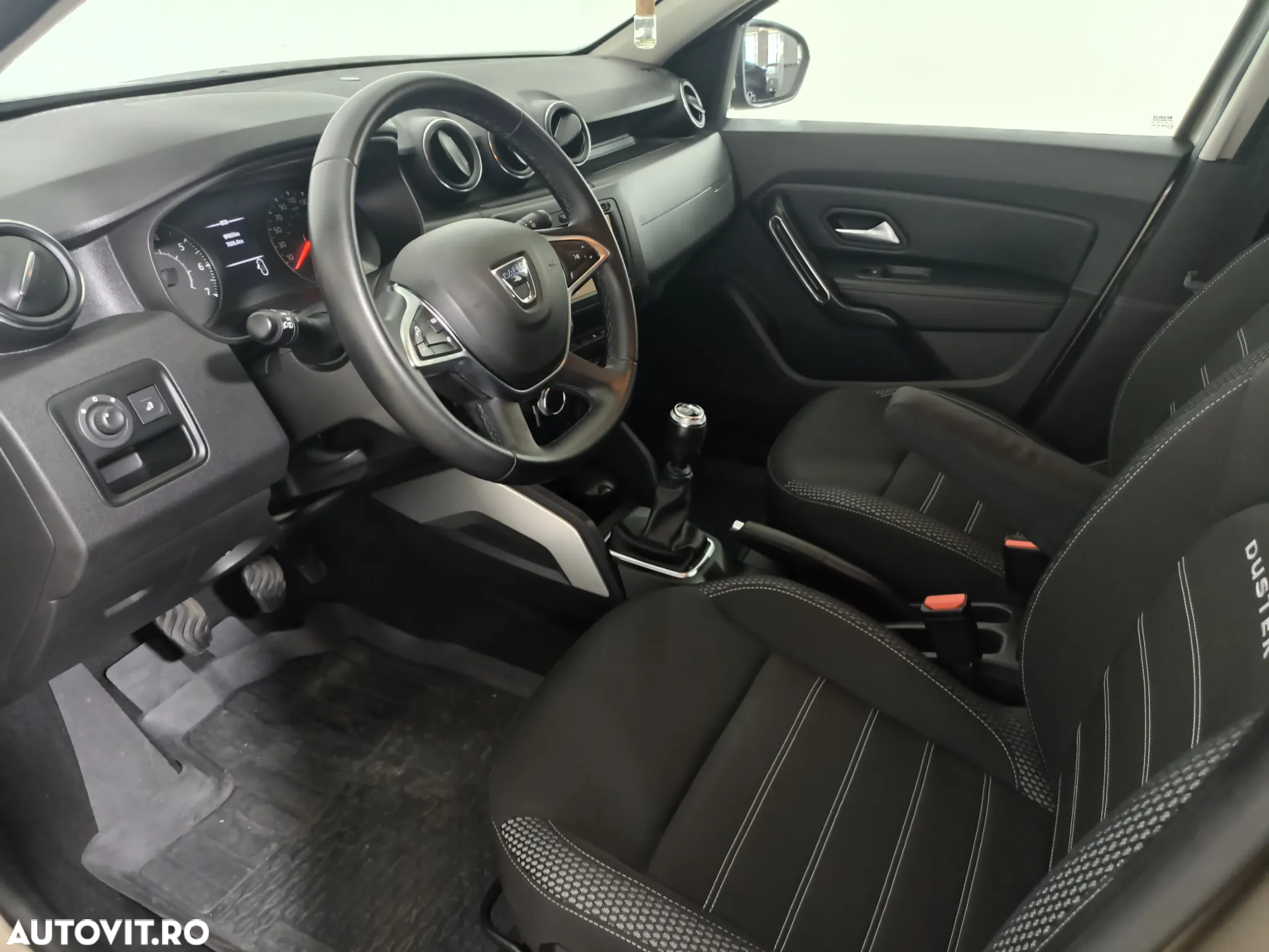Dacia Duster TCe 130 GPF Comfort - 10