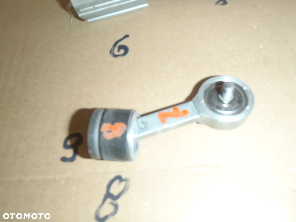 kompresor pompka zawieszenie silniczek  mocowanie tłok głowica zawór czujnik przewód wiązka kostka zbiorniczek range rover sport l320 discovery - 39