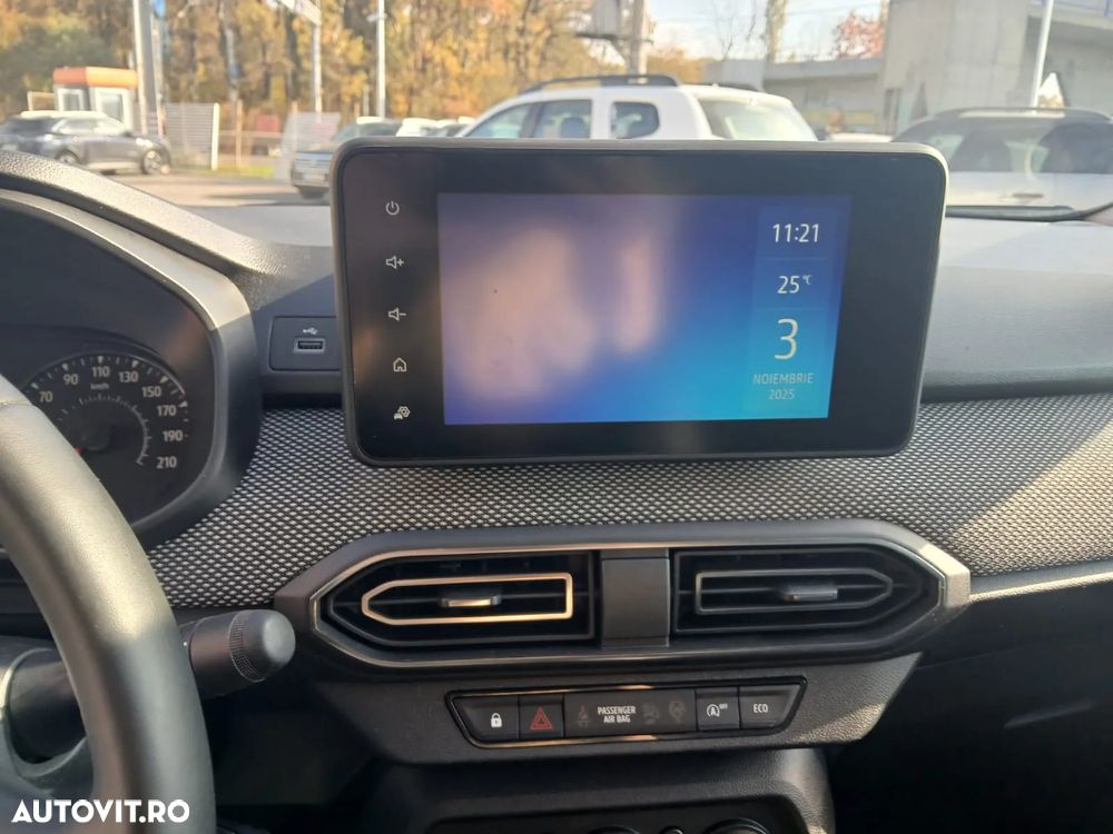 Dacia Logan TCe 90 MT6 Comfort - 8