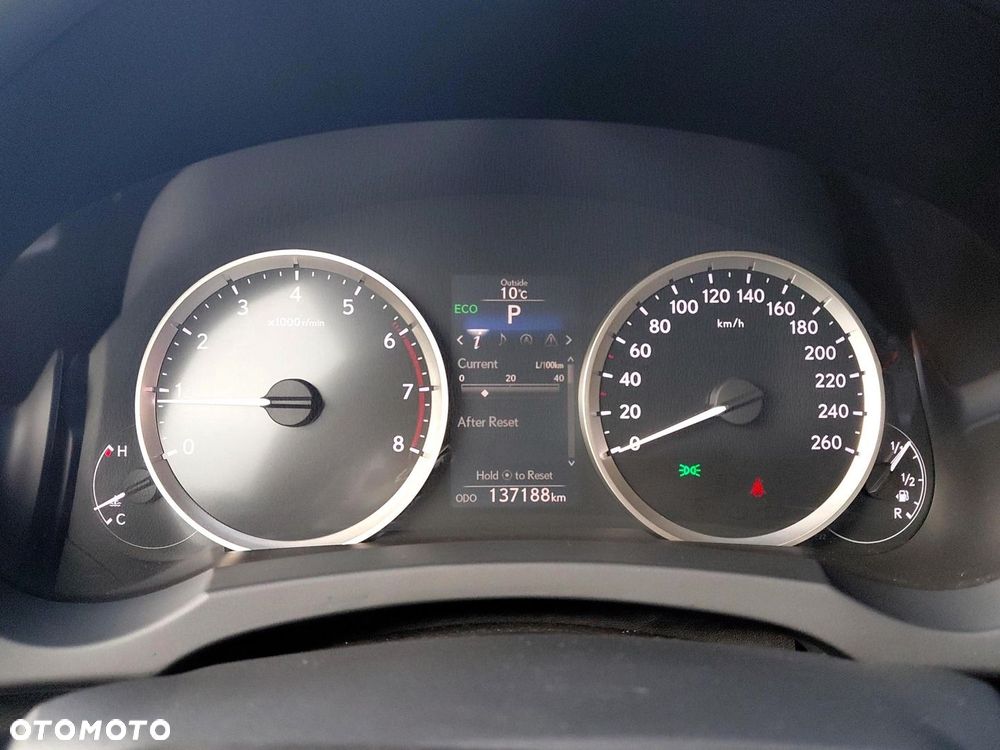Lexus IS 200t Elite - 17