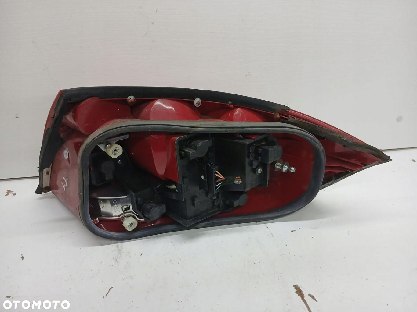 LAMPA TYŁ TYLNA LEWA AUDI TT 8N - 2