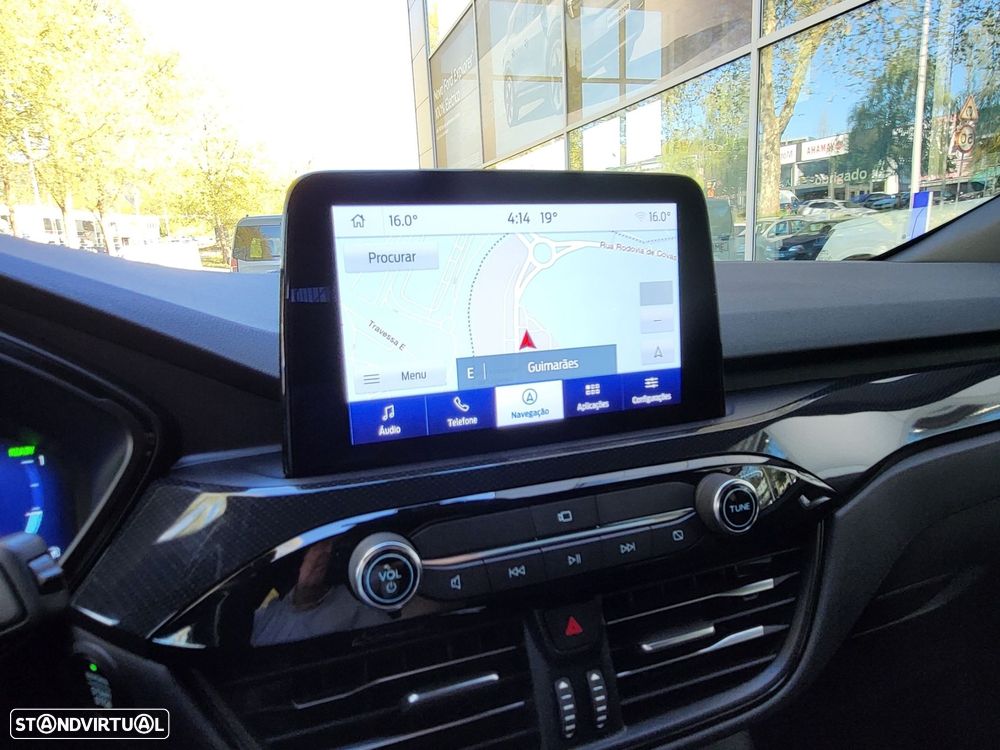 Ford Kuga - 16