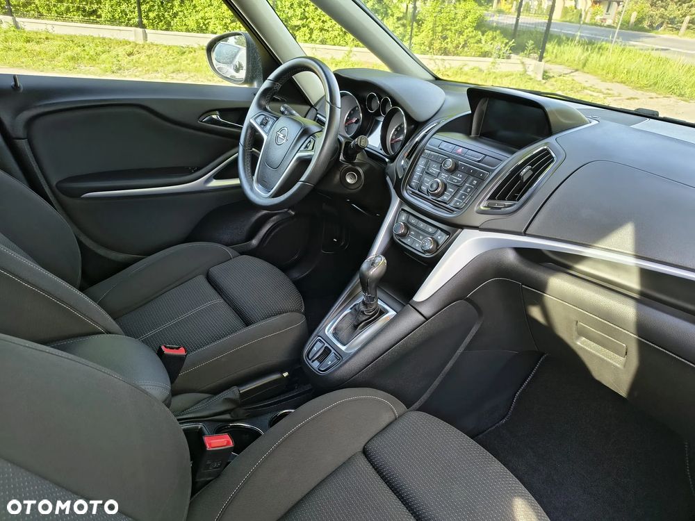 Opel Zafira Tourer 1.4 Turbo Automatik Selection - 13