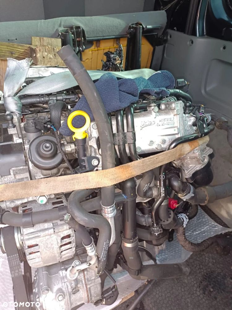 Volkswagen Golf 1.6 TDI BlueMotion Technology Comfortline - 10