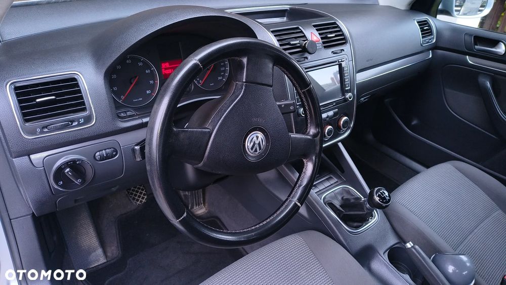 Volkswagen Jetta 2005 photo 5