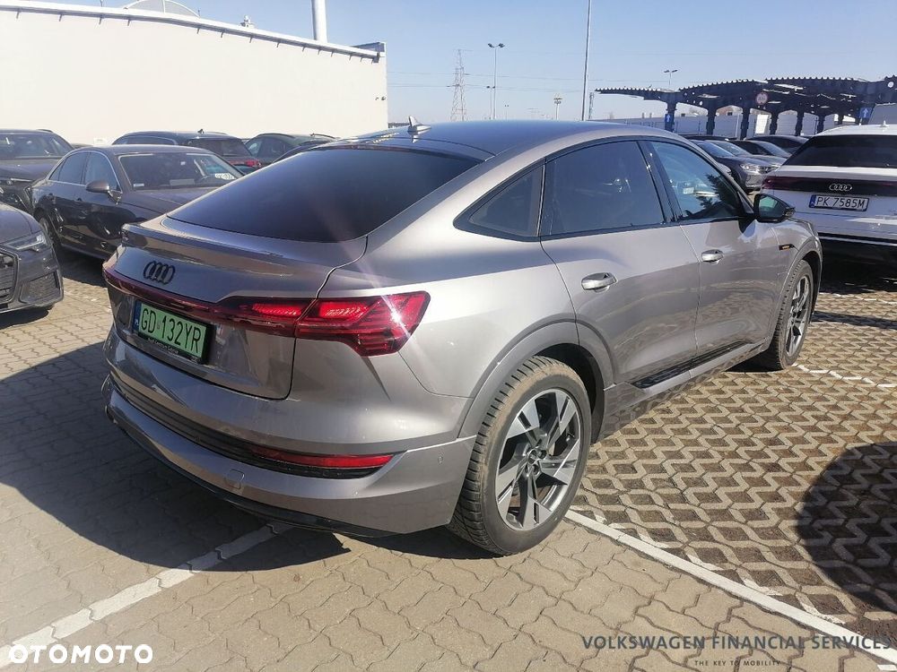 Audi e-tron - 6