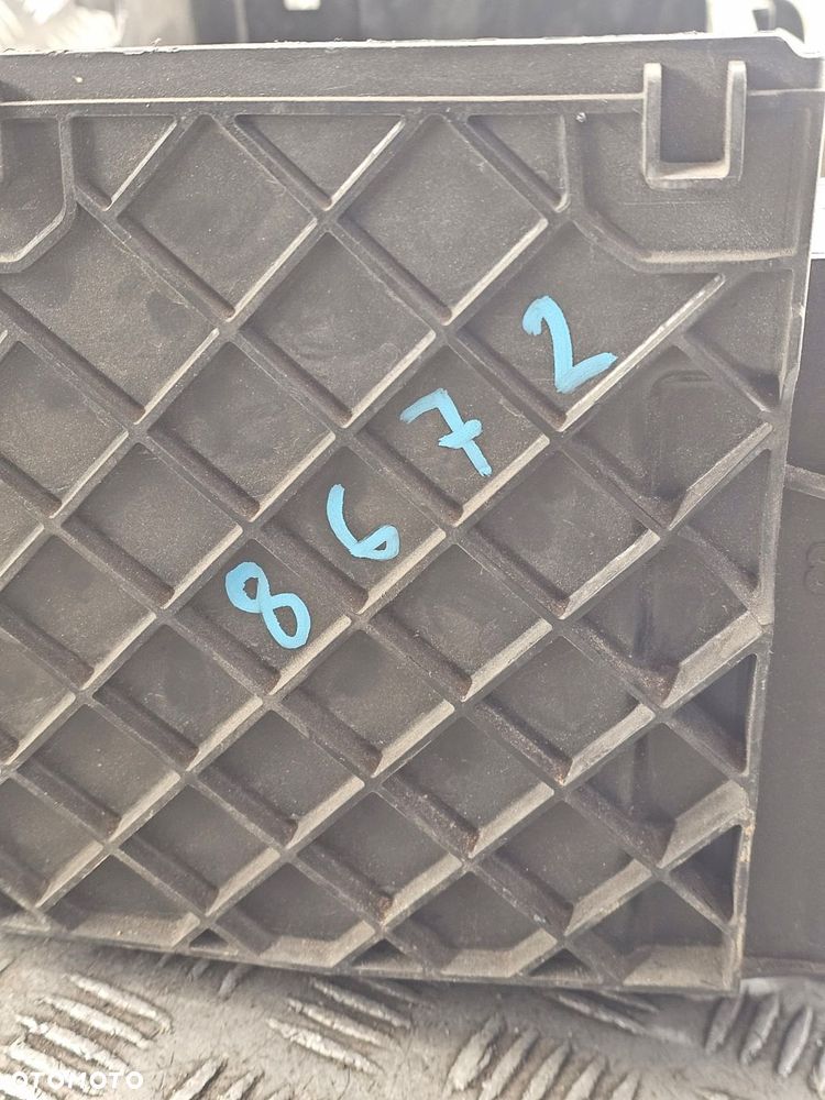 osłona obudowa akumulatora 244287528r renault trafic iii 20r - 7