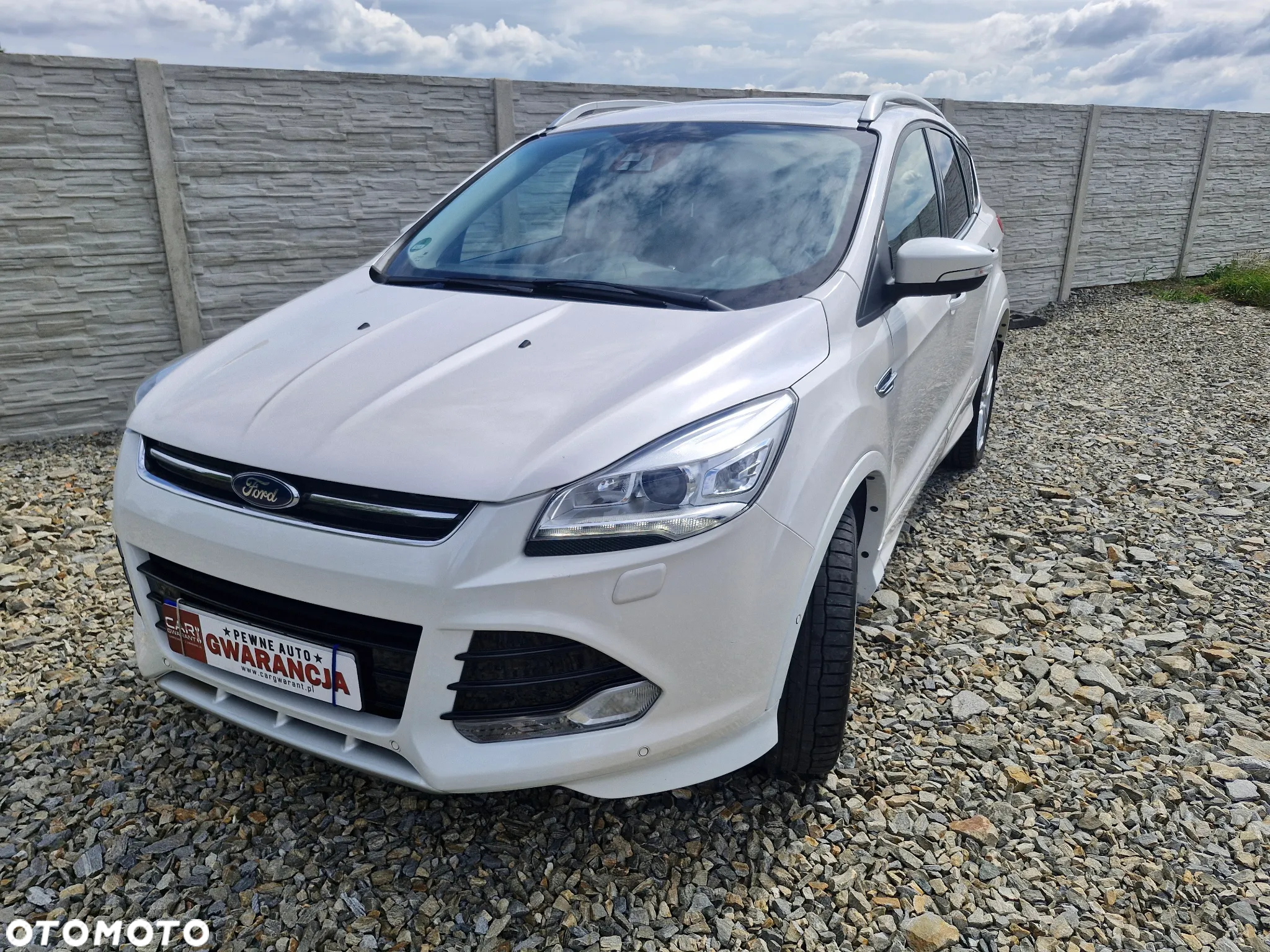 Ford Kuga 2.0 TDCi AWD Titanium - 4