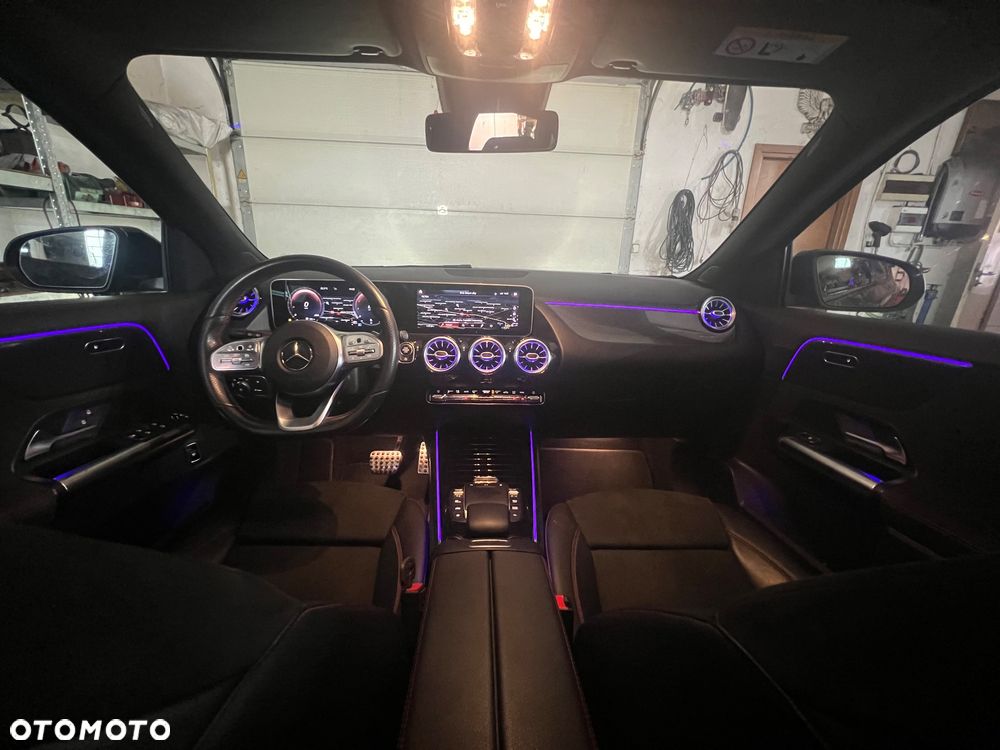 Mercedes-Benz GLA 200 AMG Line - 10