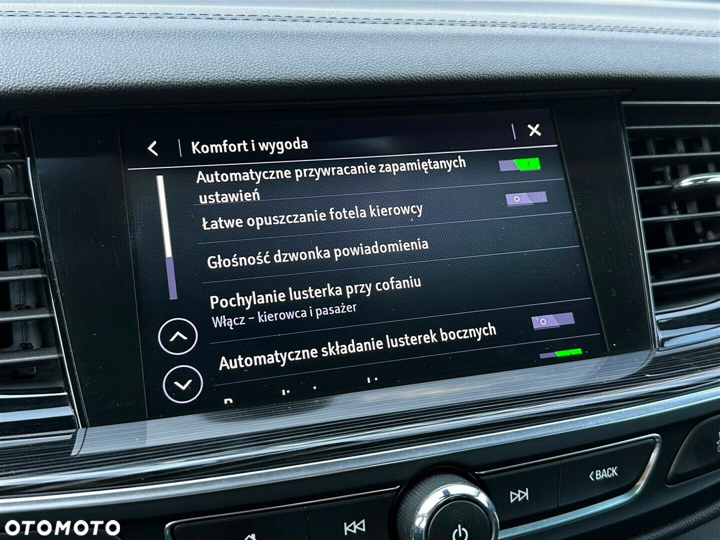 Opel Insignia 1.6 T Elite S&S - 29