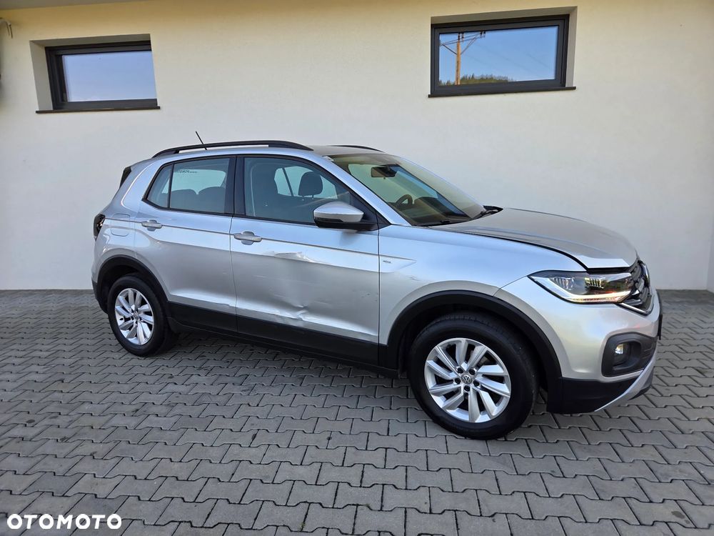 Volkswagen T-Cross - 13
