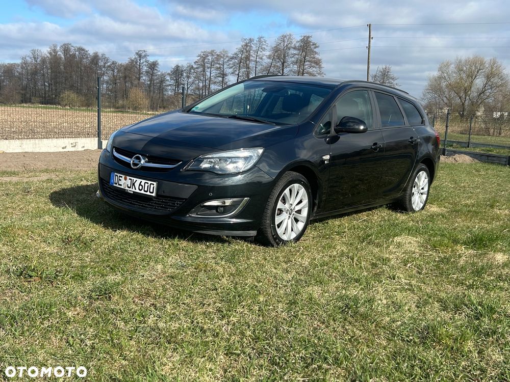 Opel Astra 1.4 Turbo 150 Jahre - 21