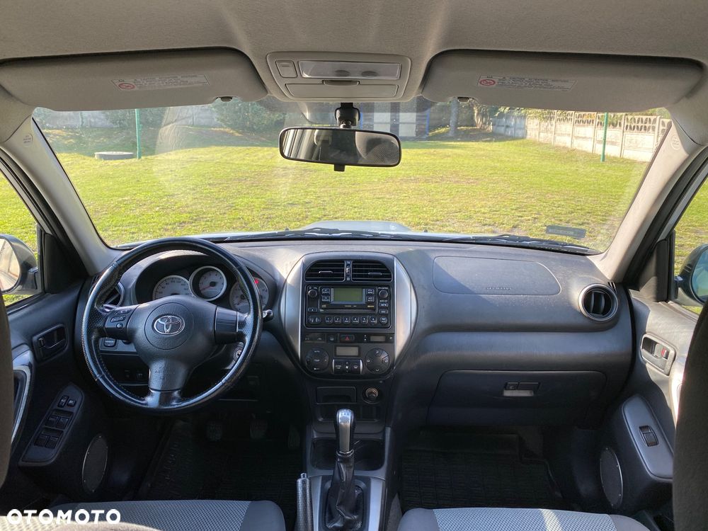Toyota RAV4 2.0 D-4D 4x4 - 6