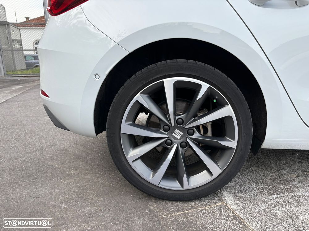 SEAT Leon 1.4 e-Hybrid DSG FR Plus - 11