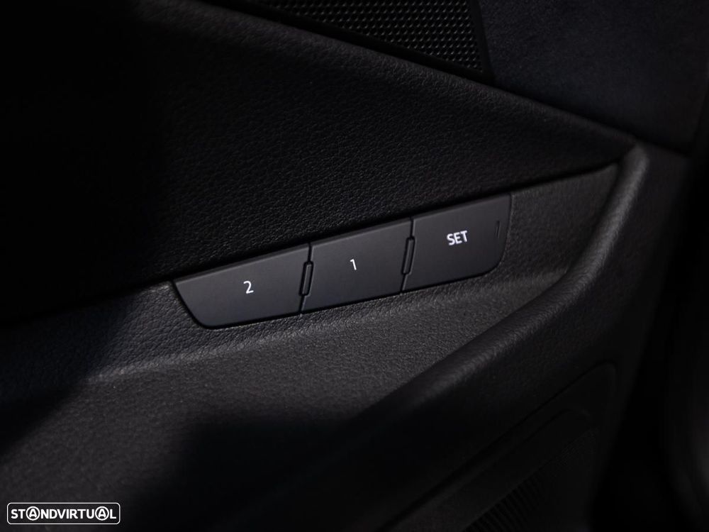 Audi e-tron 55 quattro S line - 15