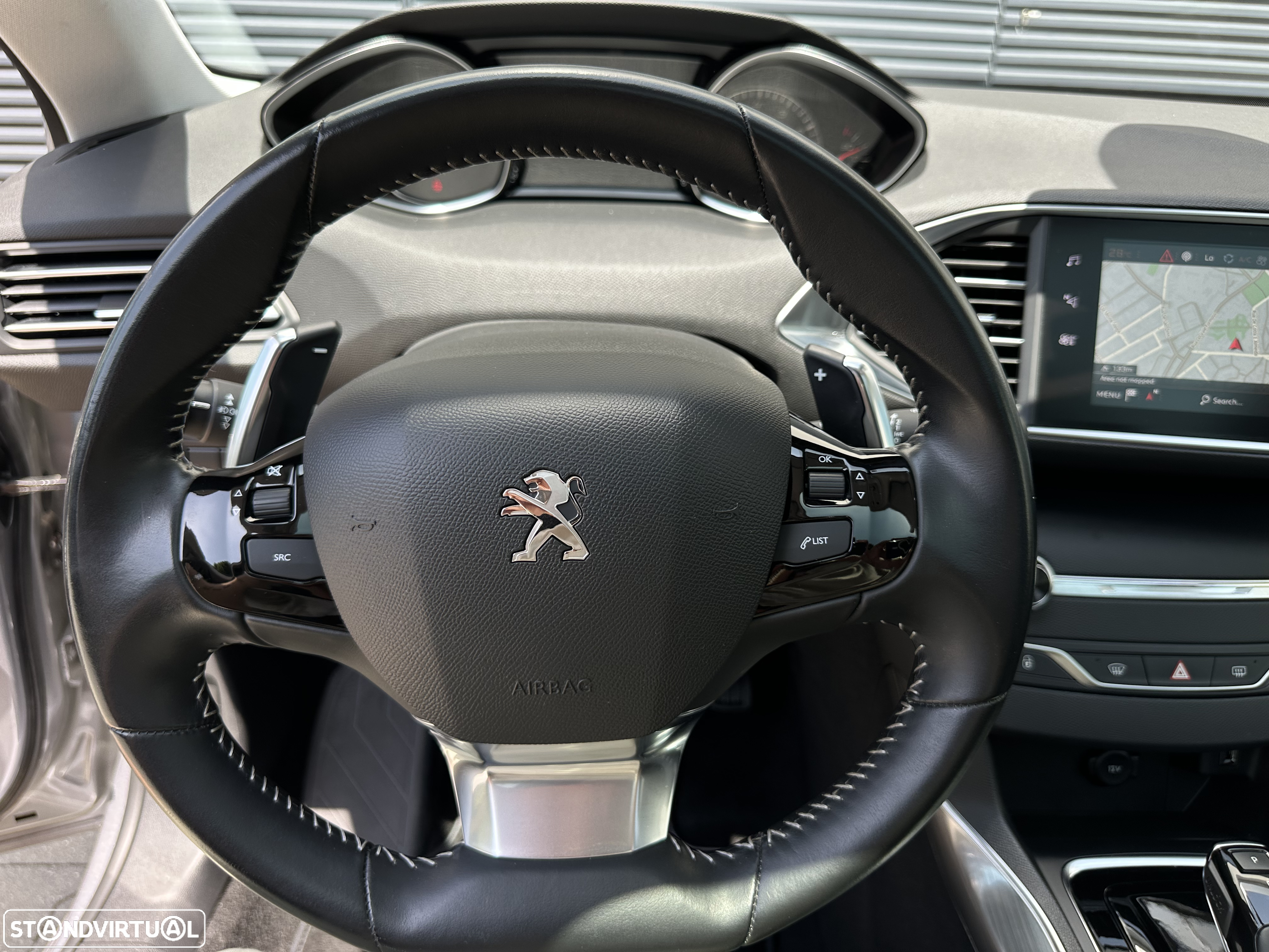 Peugeot 308 1.2 PureTech Allure Pack EAT8 - 20