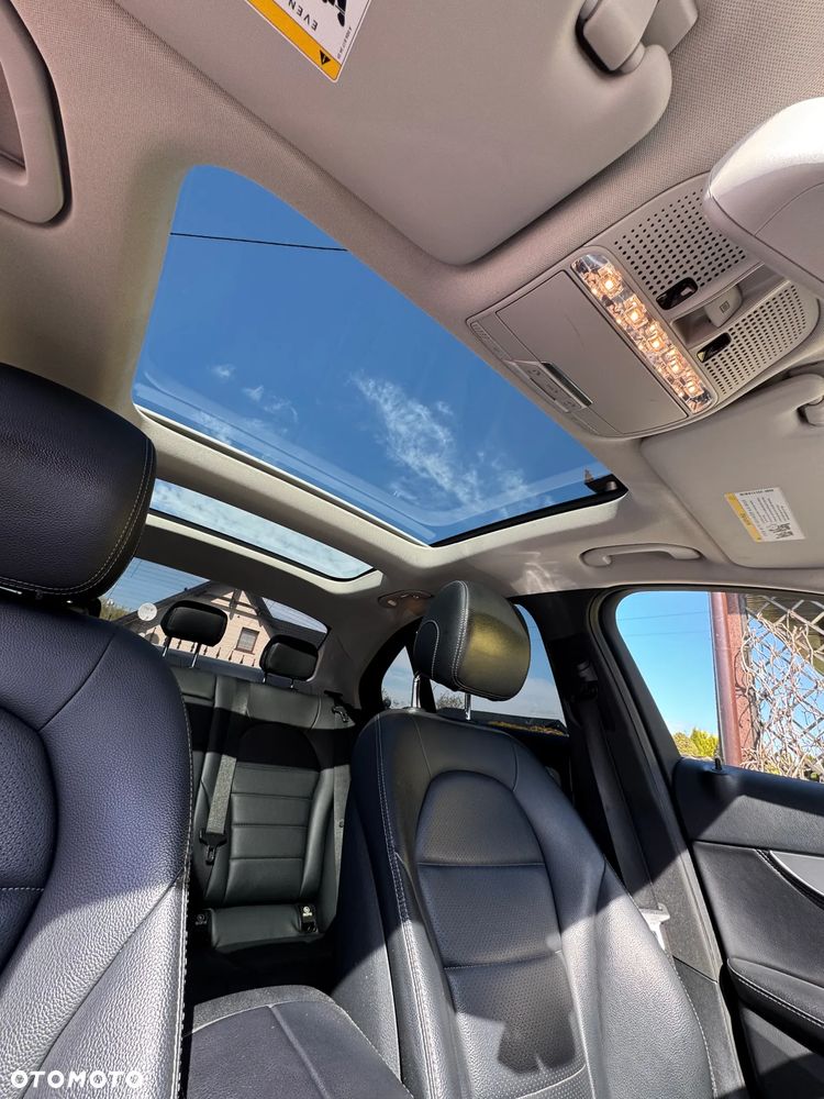 Mercedes-Benz Klasa C 300 7G-TRONIC Avantgarde - 19