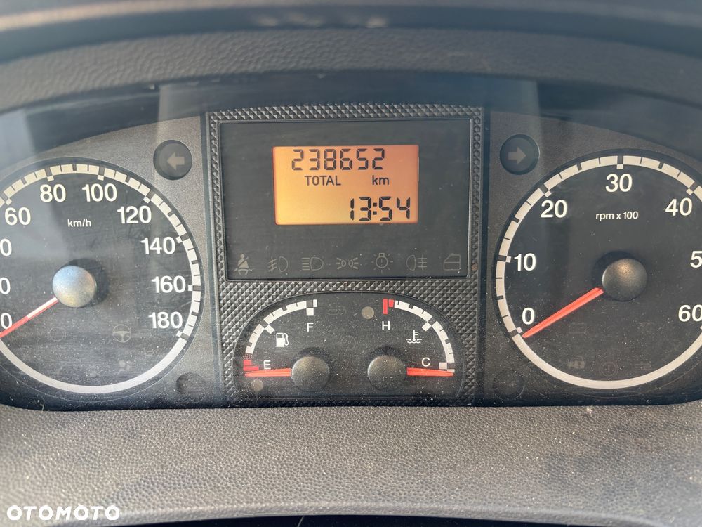 Peugeot Boxer 330 - 9