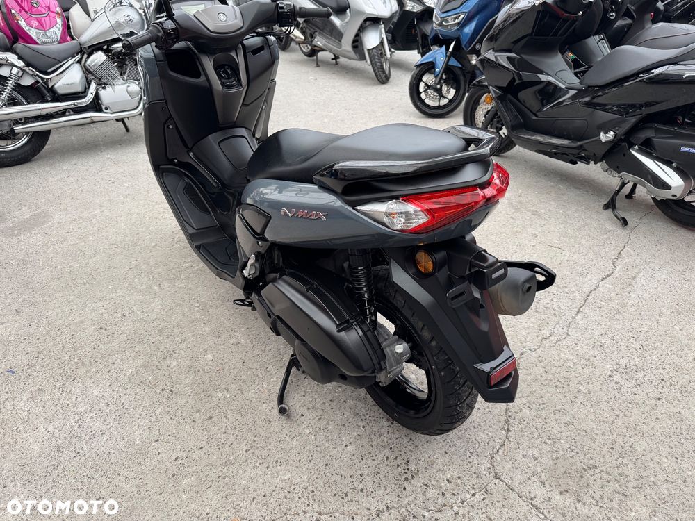 Yamaha NMAX - 5