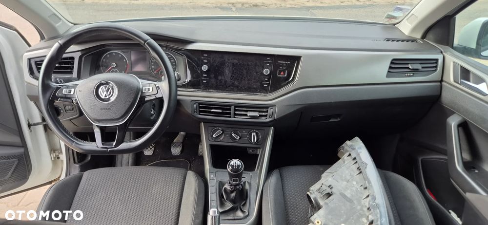 Volkswagen Polo 1.0 TSI Comfortline - 17