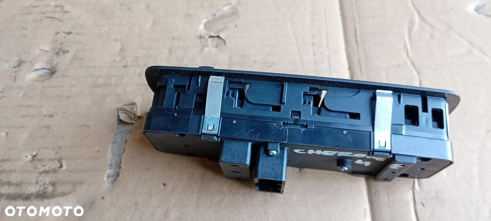 Przełącznik panel sterowania szyb lusterek Jeep Grand Cherokee IV WK2 68030826AC - 8