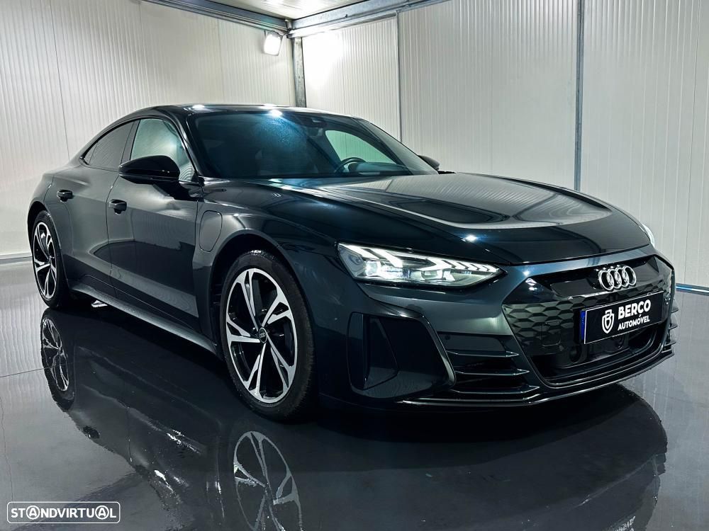 Audi e-tron GT - 4