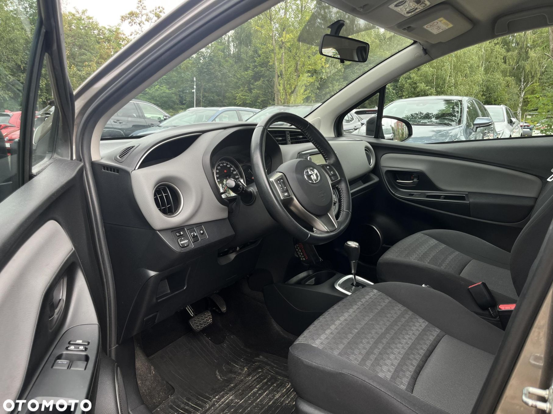 Toyota Yaris 1.33 Premium MS EU6 - 9