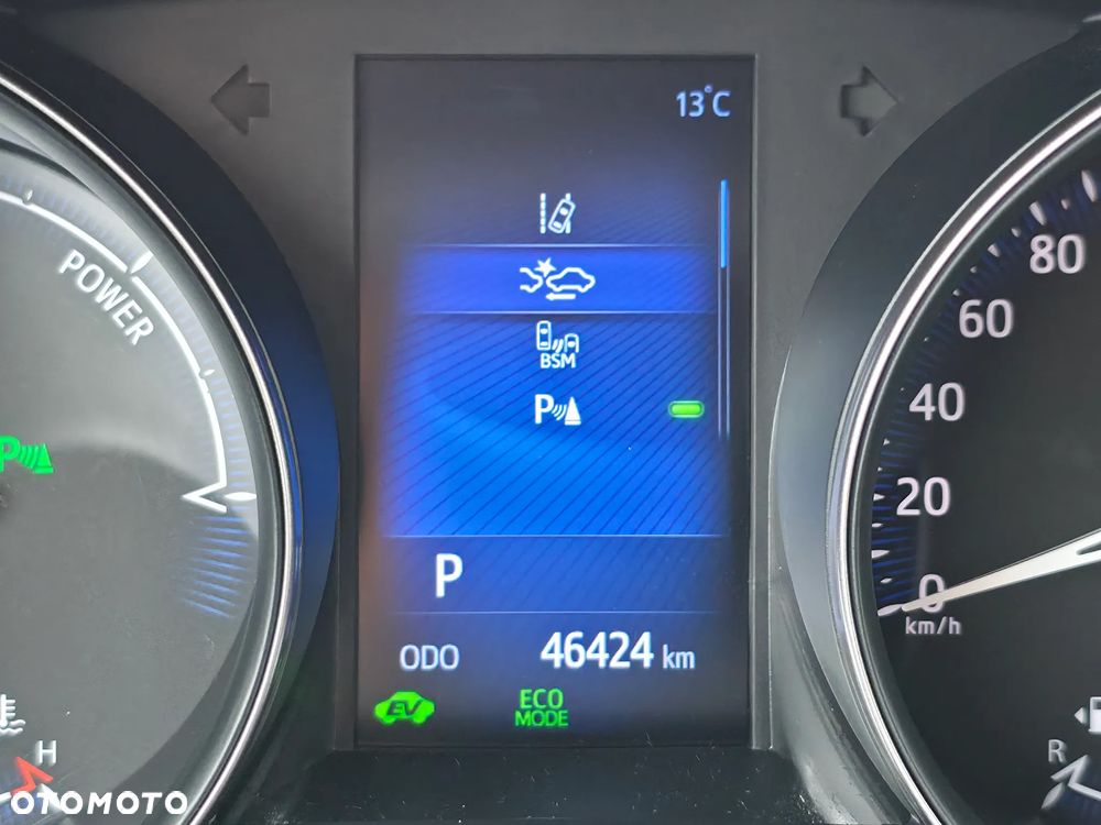 Toyota C-HR Lounge - 33