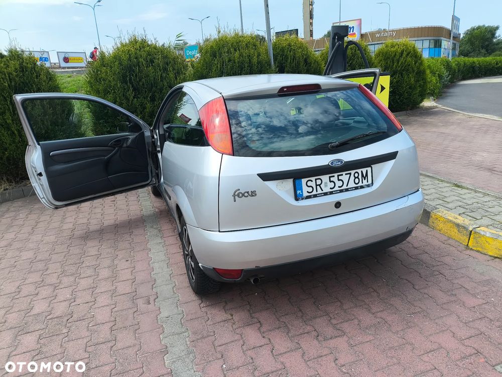 Ford Focus Ambiente - 2