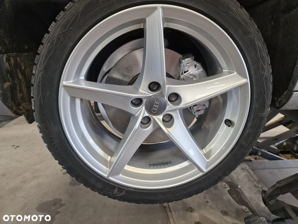 Audi A4 Avant 2.0 TDI - 34