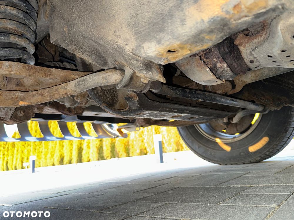 Suzuki Grand Vitara - 32