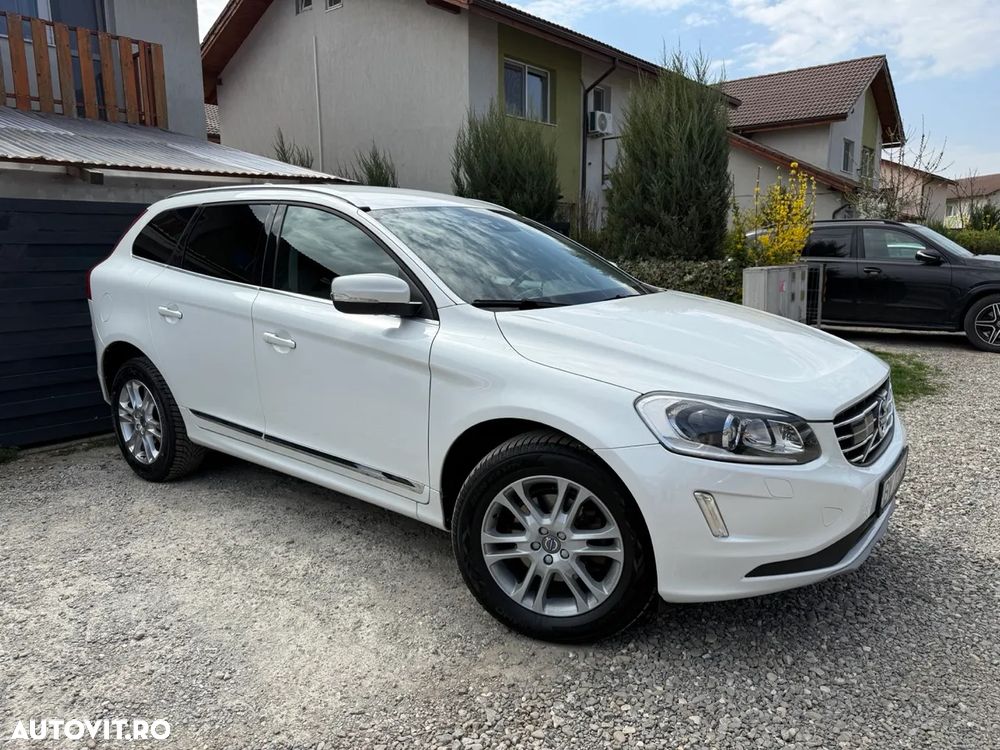 Volvo XC 60 D4 Momentum Pro - 5