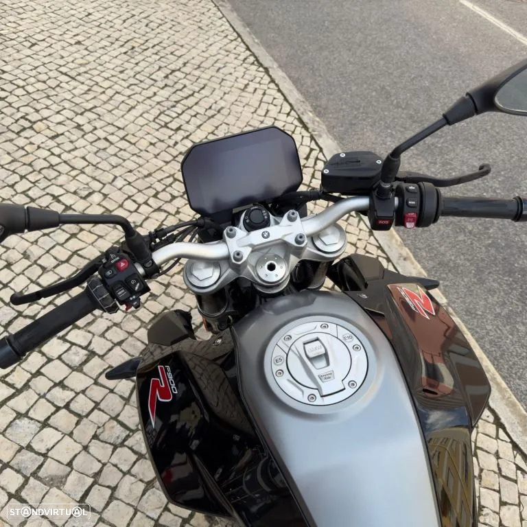 BMW F 900 R - 6
