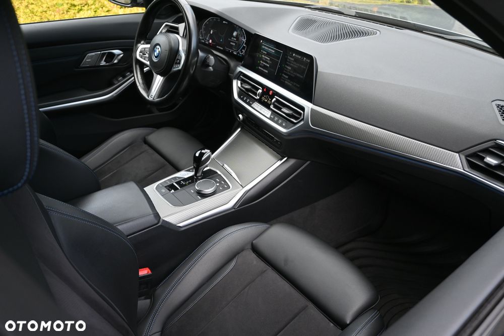 BMW Seria 3 320e M Sport - 20