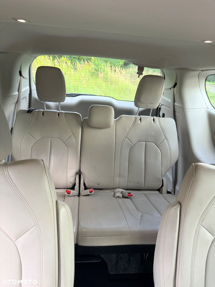 Chrysler Voyager - 9
