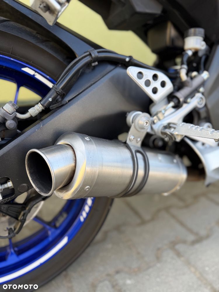 Yamaha YZF - 14